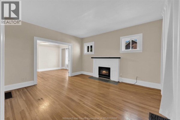 4pc Bathroom - 1605 Dougall Avenue, Windsor, ON N8X1S4 Photo 3