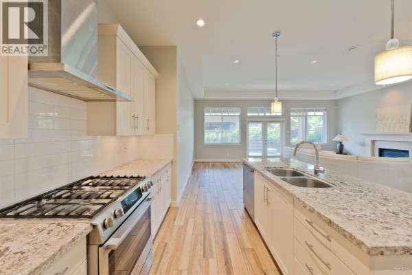 1605 Fir Springs Lane, Tsawwassen, BC V4M0A7 Photo 4