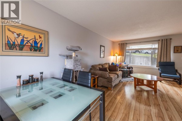 1605 Summit Drive Unit# 75, Kamloops, BC, photo 3