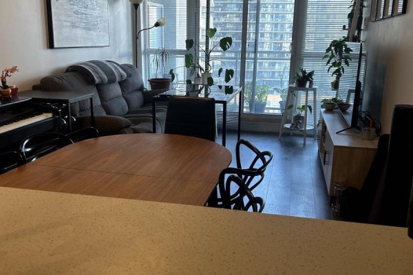1606 - 35 Bastion Street, Toronto, ON M5V0C2 Photo 5
