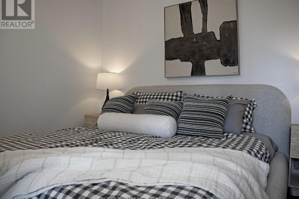 Den - 1606 - 35 Hayden Street, Toronto, ON M4Y3C3 Photo 3