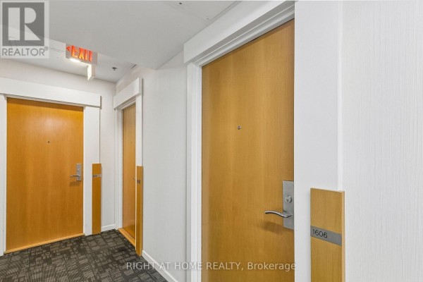 1606 - 375 King Street W, Toronto, ON, photo 2