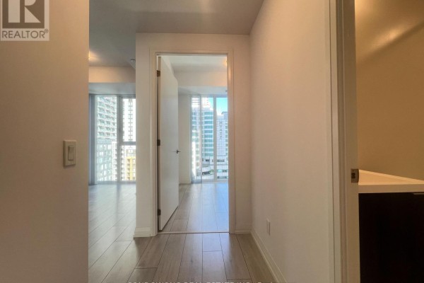 Bedroom 2 - 1606 - 400 King Street W, Toronto, ON M5V0X8 Photo 5