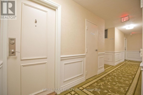 1607 - 1535 Lakeshore Road E, Mississauga, ON L5E3E2 Photo 4