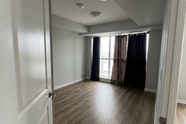1607 - 20 Meadowglen Place, Toronto, ON M1H2Y5 Photo 5
