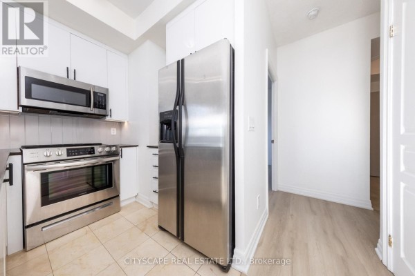 Living room - 1607 - 2087 Lake Shore Boulevard W, Toronto, ON M8V4G3 Photo 2