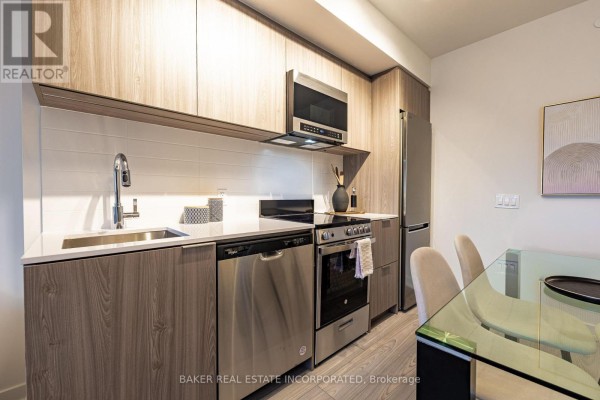 Living room - 1607 - 223 Redpath Avenue, Toronto, ON M4P0E8 Photo 3