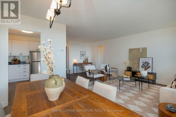 Bathroom - 1607 - 360 Ridelle Avenue, Toronto, ON M6B1K1 Photo 4