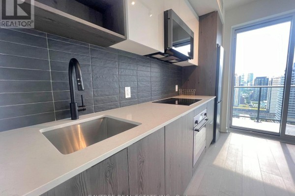 1607 - 5 Defries Street, Toronto, ON M5A3R4 Photo 4