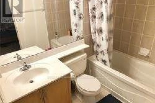 1607 - 70 Town Centre Court, Toronto, ON M1P0B2 Photo 5