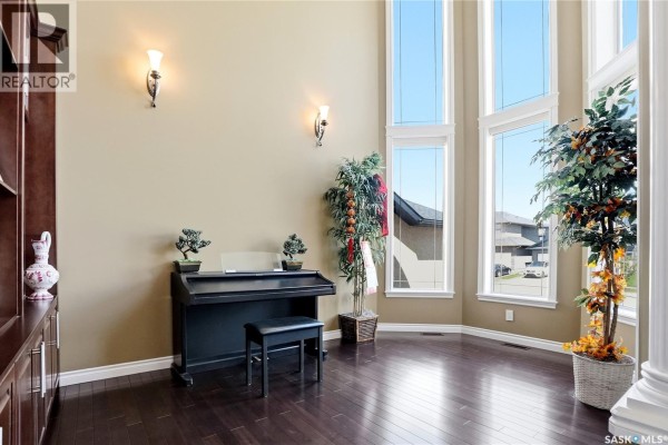 Living room - 1607 Stensrud Road, Saskatoon, SK S7W0C5 Photo 4