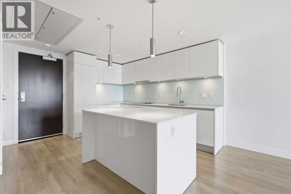 4pc Bathroom - 1608, 1122 3 Street Se, Calgary, AB T2G0E7 Photo 5