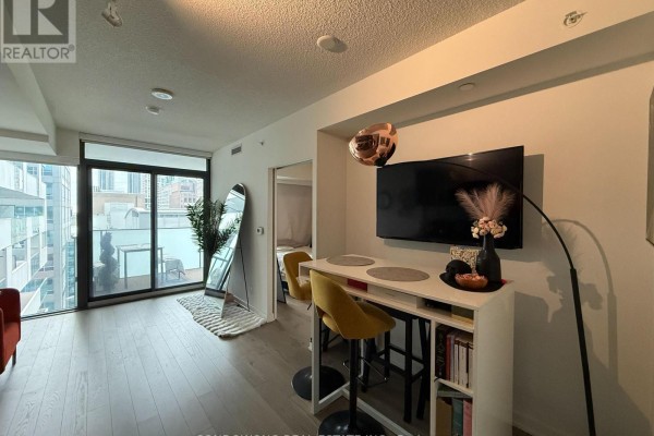 Living room - 1608 - 25 Richmond Street E, Toronto, ON M5C0A6 Photo 2