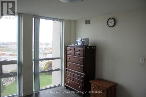 1608 - 88 Grangeway Avenue, Toronto, ON M1H0A2 Photo 4