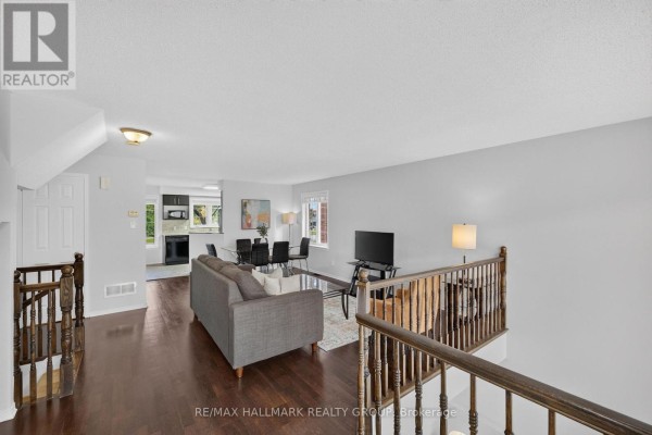 Kitchen - 161 - 70 Edenvale Drive, Ottawa, ON K2K3N7 Photo 4