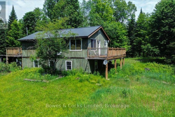 161 & 262 Colbourne Road, Bancroft, ON, photo 2
