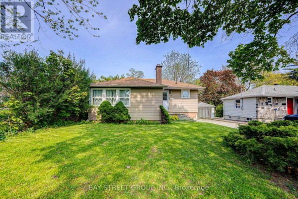 161 Church Street S, Richmond Hill, ON, photo 2