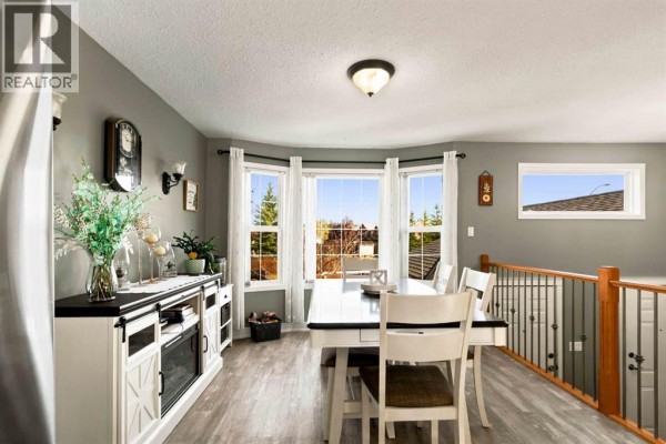 Primary Bedroom - 161 Leitner Gate, Fort Mcmurray, AB T9K2P9 Photo 4