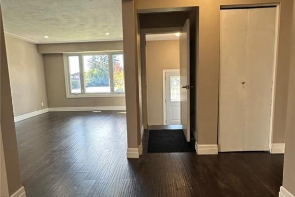 Bedroom - 161 Sixth Avenue Unit# Upper, Kitchener, ON N2C1R2 Photo 2