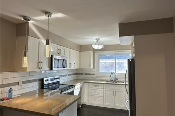 Kitchen/Dining room - 161 Sixth Avenue Unit# Upper, Kitchener, ON N2C1R2 Photo 4