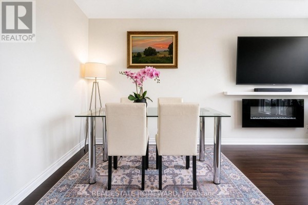 Living room - 1610 - 2285 Lake Shore Boulevard W, Toronto, ON M8V3X9 Photo 2