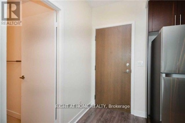 Dining room - 1610 - 3985 Grand Park Drive, Mississauga, ON L5B0H8 Photo 3