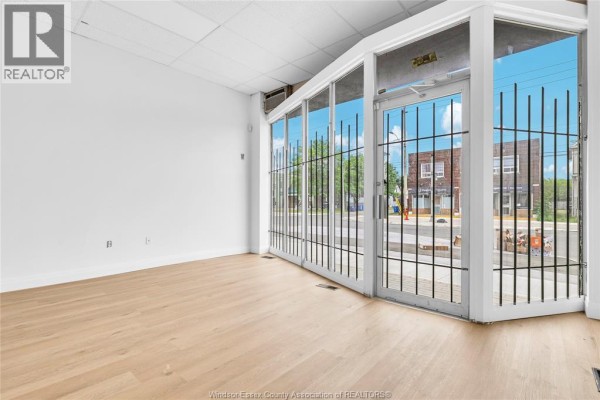 1610 University Avenue, Windsor, ON, photo 3
