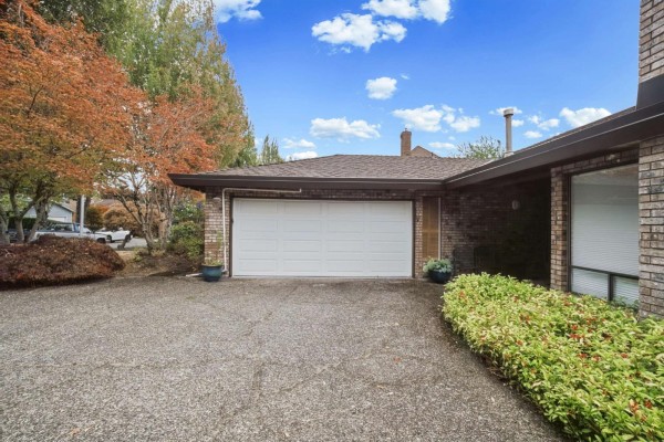 16108 13a Avenue, Surrey, BC V4A6W5 Photo 3
