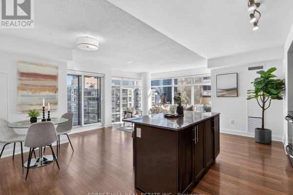 1611 - 2191 Yonge Street, Toronto, ON, photo 2