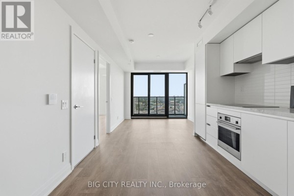 Bedroom - 1611 - 25 Frederick Todd Way, Toronto, ON M4G4E8 Photo 2