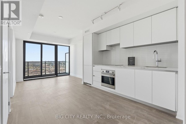 Living room - 1611 - 25 Frederick Todd Way, Toronto, ON M4G4E8 Photo 3