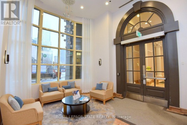 Dining room - 1611 - 25 The Esplanade, Toronto, ON M5E1W5 Photo 3