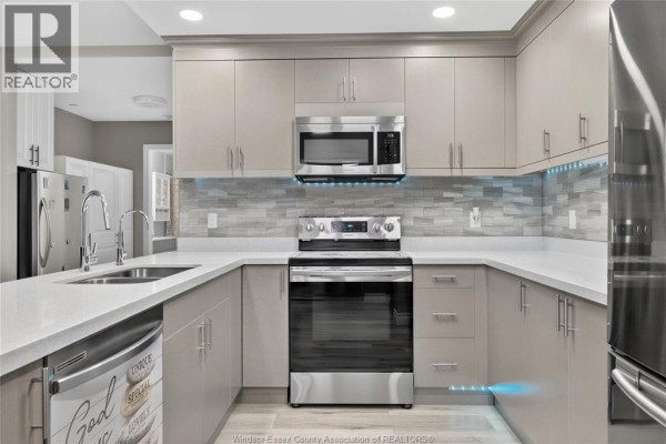 Kitchen - 1611 Banwell Road Unit# 120, Windsor, ON N8P0G5 Photo 5
