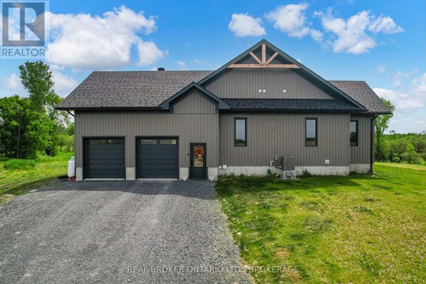 16119 Eamer Road, South Stormont, ON, photo 3