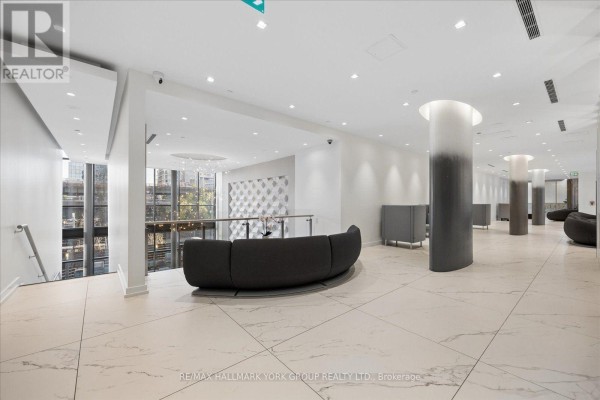 Den - 1612 - 11 Brunel Court, Toronto, ON M5V3Y3 Photo 5