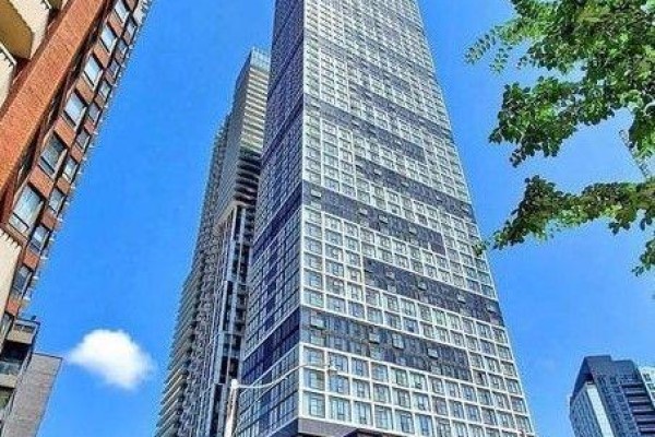 1612 - 181 Dundas Street E, Toronto