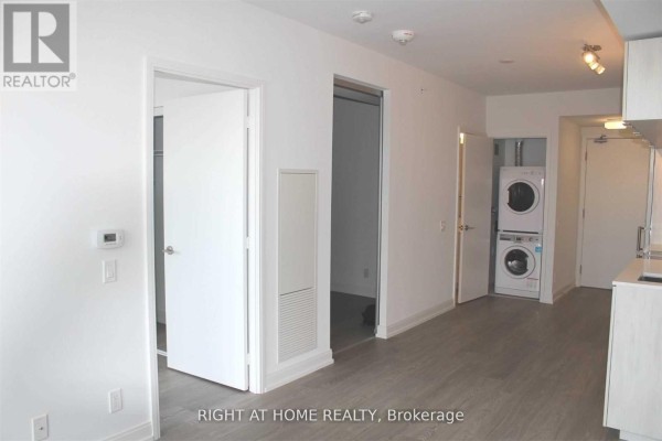 Primary Bedroom - 1612 - 181 Dundas Street E, Toronto, ON M5A0N5 Photo 3