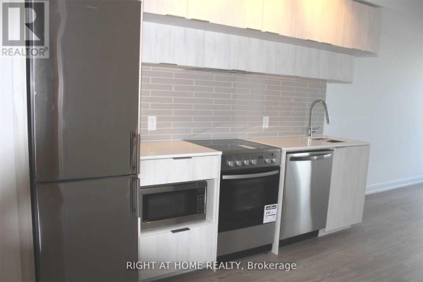 Kitchen - 1612 - 181 Dundas Street E, Toronto, ON M5A0N5 Photo 4