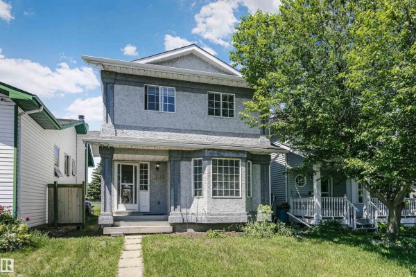 Kitchen - 1612 80a St Nw, Edmonton, AB T6K4E1 Photo 3