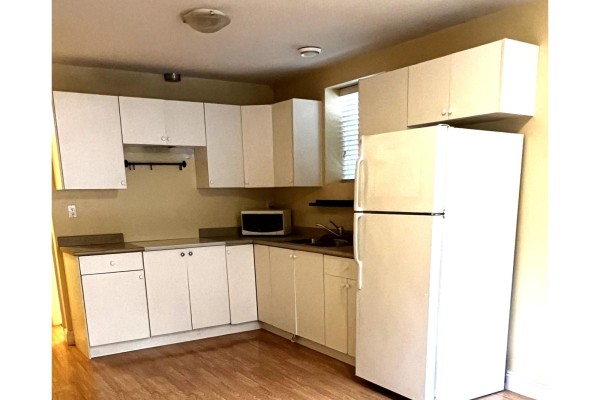 16121 111a Avenue, Surrey, BC, photo 2