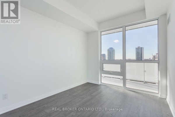 Primary Bedroom - 1613 - 101 Erskine Avenue, Toronto, ON M4P1Y5 Photo 4