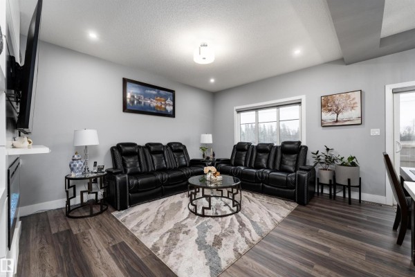 Family room - 1613 Enright Wy Nw, Edmonton, AB T6M0Z3 Photo 4