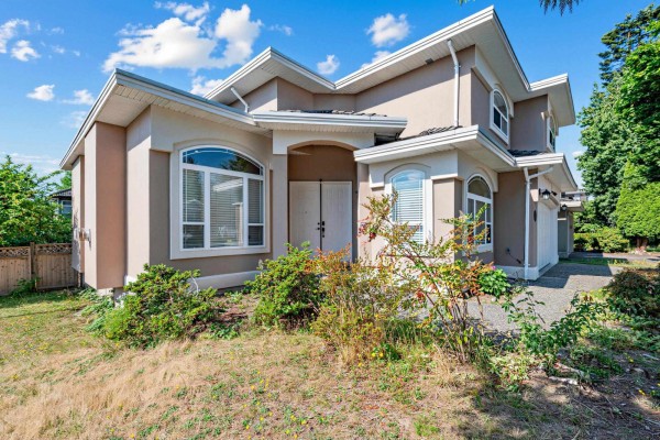 16136 110 Avenue, Surrey, BC V4N1P4 Photo 3
