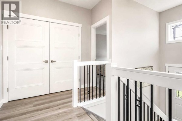 3pc Bathroom - 1614 2 Avenue E, Brooks, AB T1R1K3 Photo 4