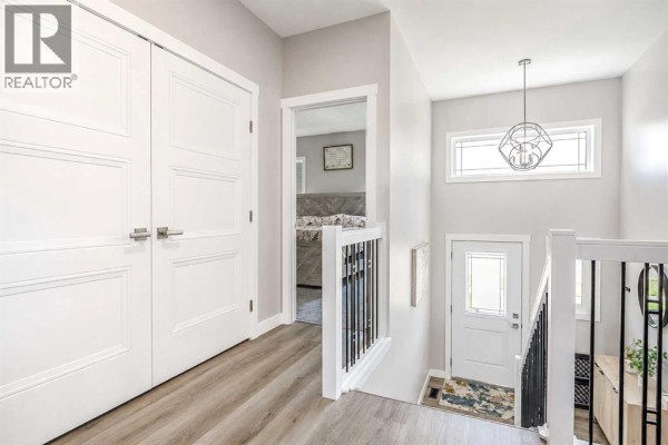 Primary Bedroom - 1614 2 Avenue E, Brooks, AB T1R1K3 Photo 5