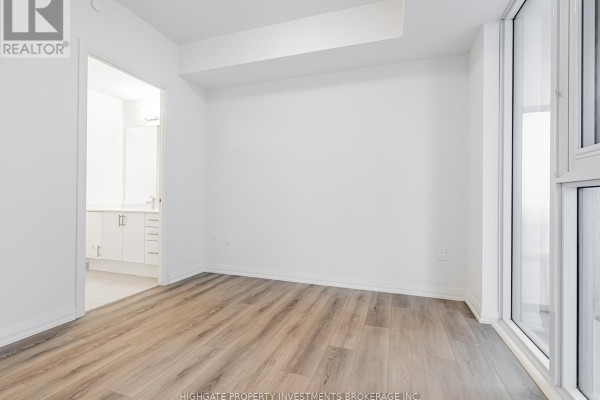 Bedroom - 1615 - 9000 Jane Street, Vaughan, ON L4K0A4 Photo 5