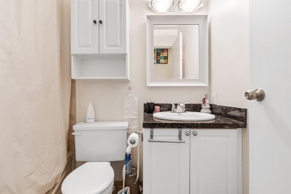 1615 10620 150 Street, Surrey, BC V3R7S1 Photo 4