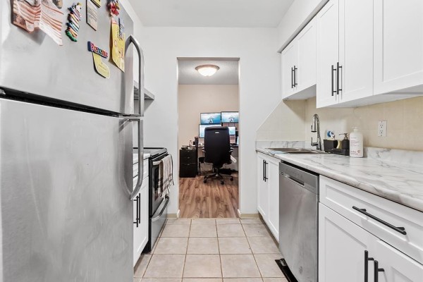 1615 10620 150 Street, Surrey, BC V3R7S1 Photo 5