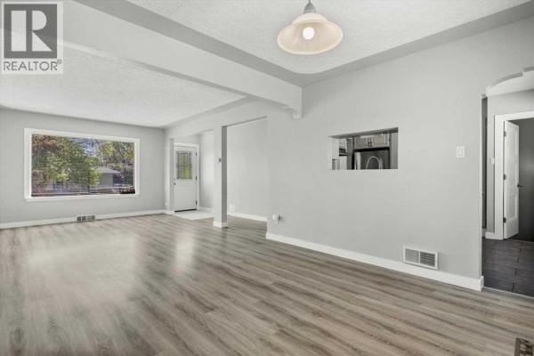 Furnace - 1615 22a Street Nw, Calgary, AB T2N2N8 Photo 4