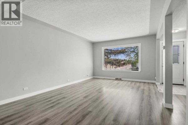 Sunroom - 1615 22a Street Nw, Calgary, AB T2N2N8 Photo 5